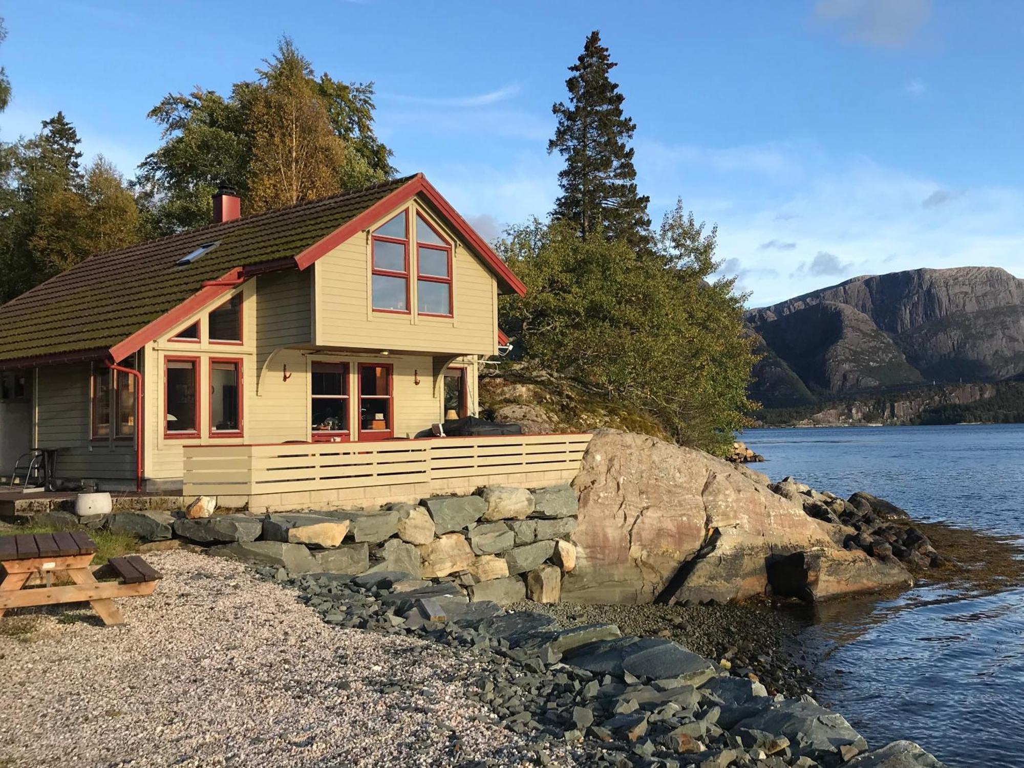 Seaside 3-Bedroom House Svelgen Exterior foto